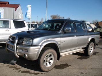 MITSUBISHI L200 DAKAR