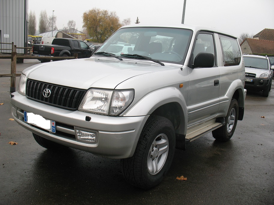 TOYOTA KDJ 90 3L D4D