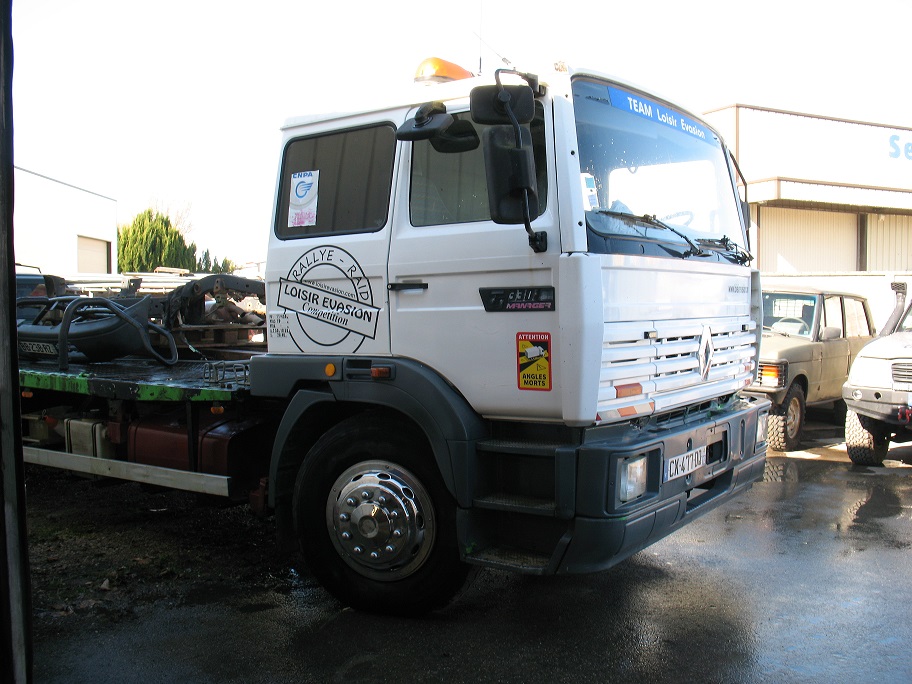 RENAULT G330